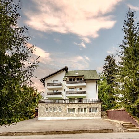 Dinvis Apartments Пояна-Брашов Экстерьер фото